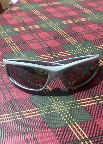 Gri renk Unisex Güneş gözlüğü - Görsel 2