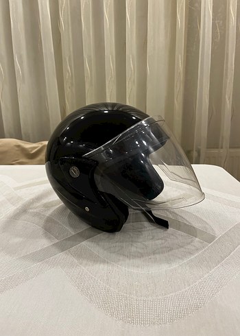 Siyah Minimalist Motosiklet Kaskı - Görsel 4