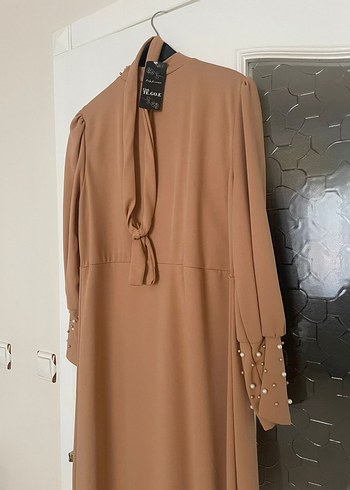 Bej Uzun Kollu Drapeli Kadın Elbise - Görsel 3