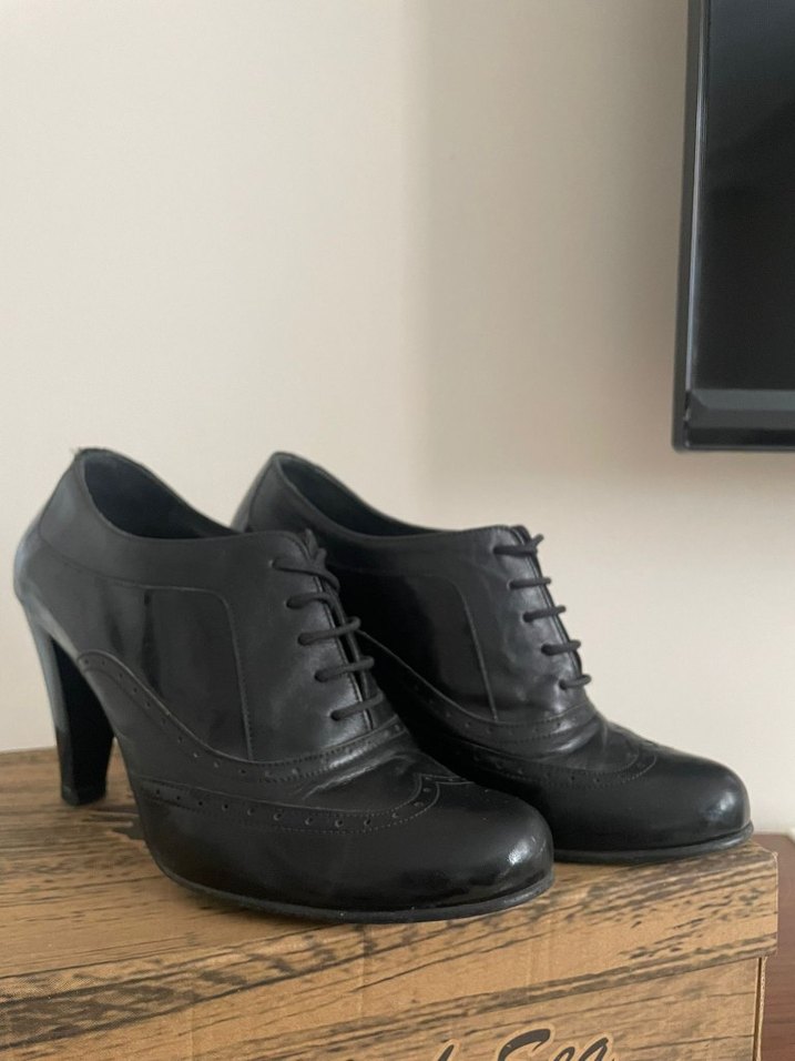 Klasik Siyah Topuklu Kadın Ayakkabı - Görsel 2