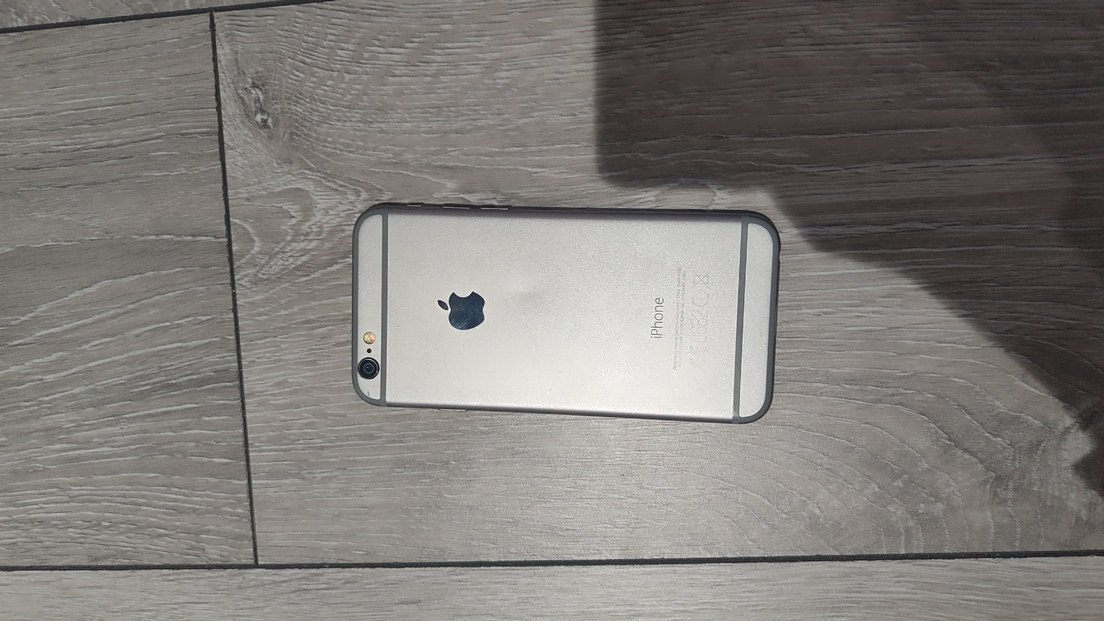 Gri iPhone, Merhaba ekranı - Görsel 2