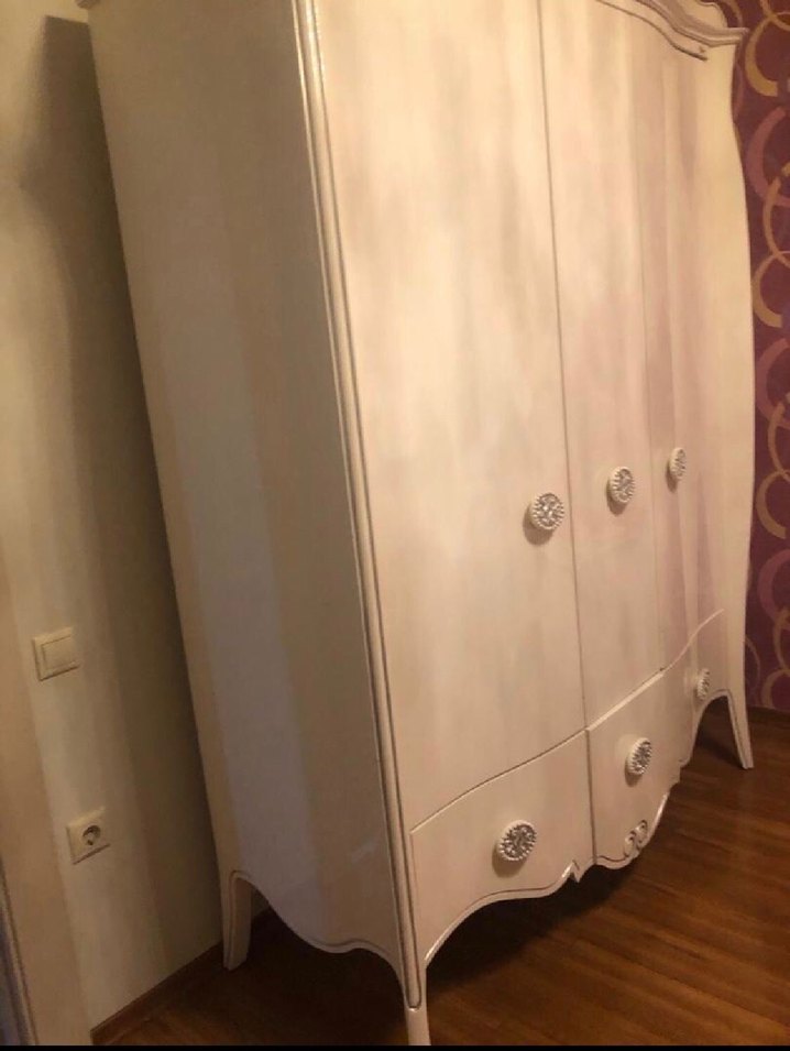 Bej Renkli Üç Kapaklı Gardırop - Görsel 2