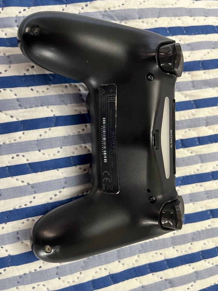 PS4 V2 Orijinal kol - Görsel 2