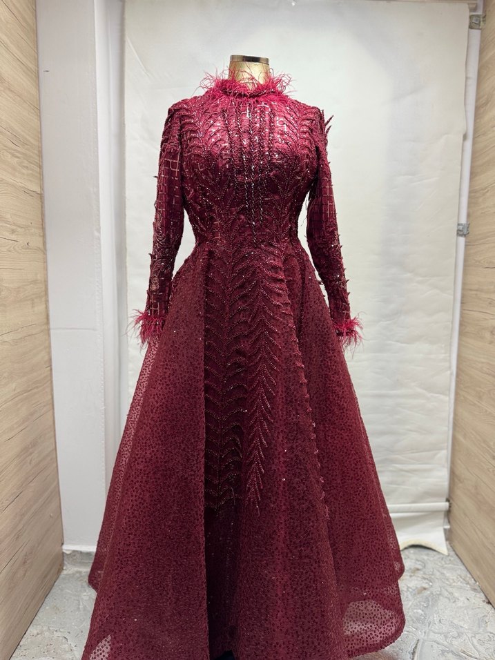 Bordo Parlak Uzun Kollu Kadın Abiye - Görsel 4