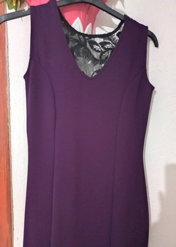 Siyah Detaylı Mor Uzun V Yaka Elbise - Görsel 2