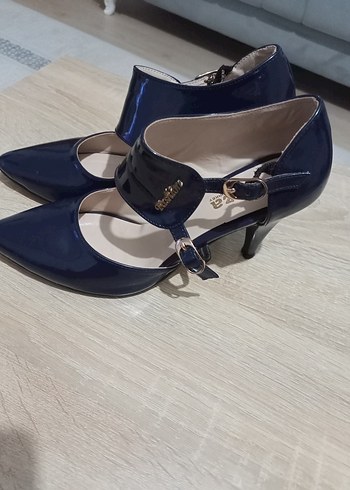 Kadın Lacivert Tokalı Stiletto Topuklu Ayakkabı - Görsel 3