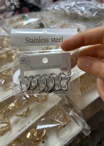 Çoklu Çelik Küpeler - Görsel 3