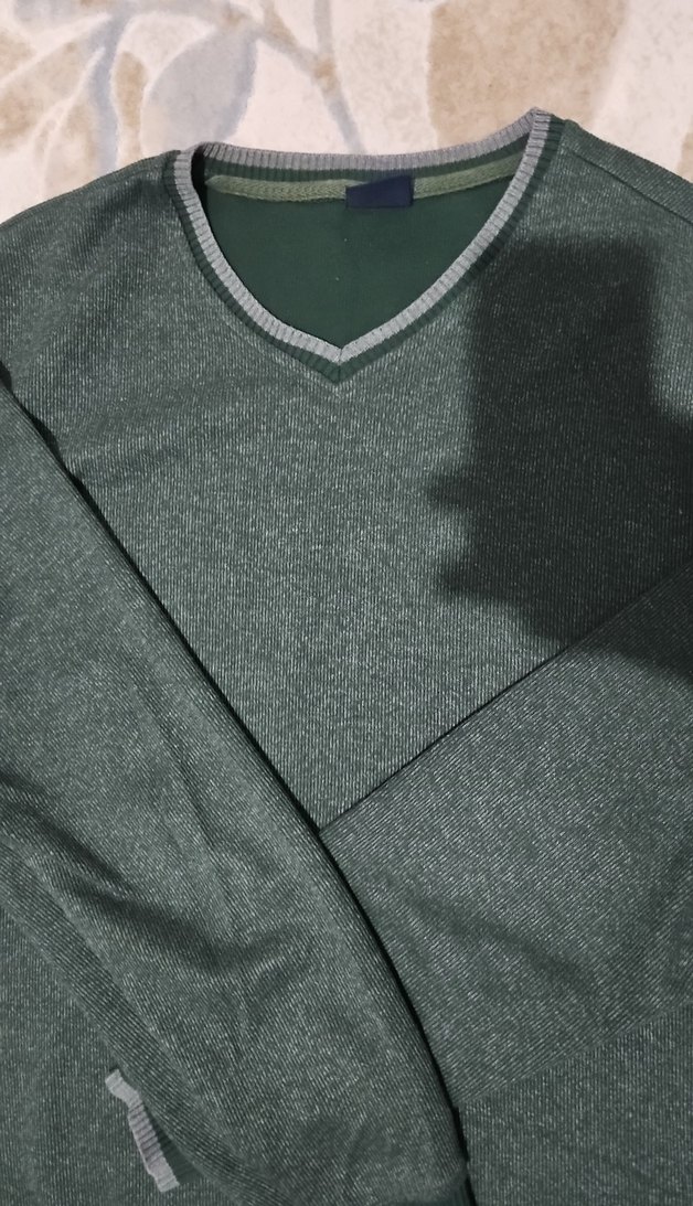 Gri Detaylı Yeşil Erkek Triko Kazak - Görsel 2