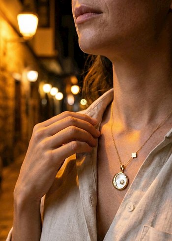 Altın Renk Mini Zincir Detaylı Kadın Kolye - Görsel 8