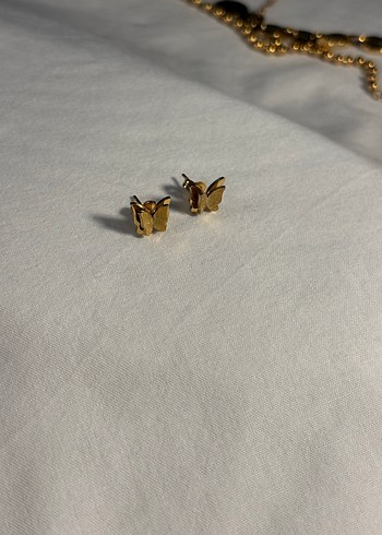 Altın Rengi Mini Kelebek Küpe - Görsel 3