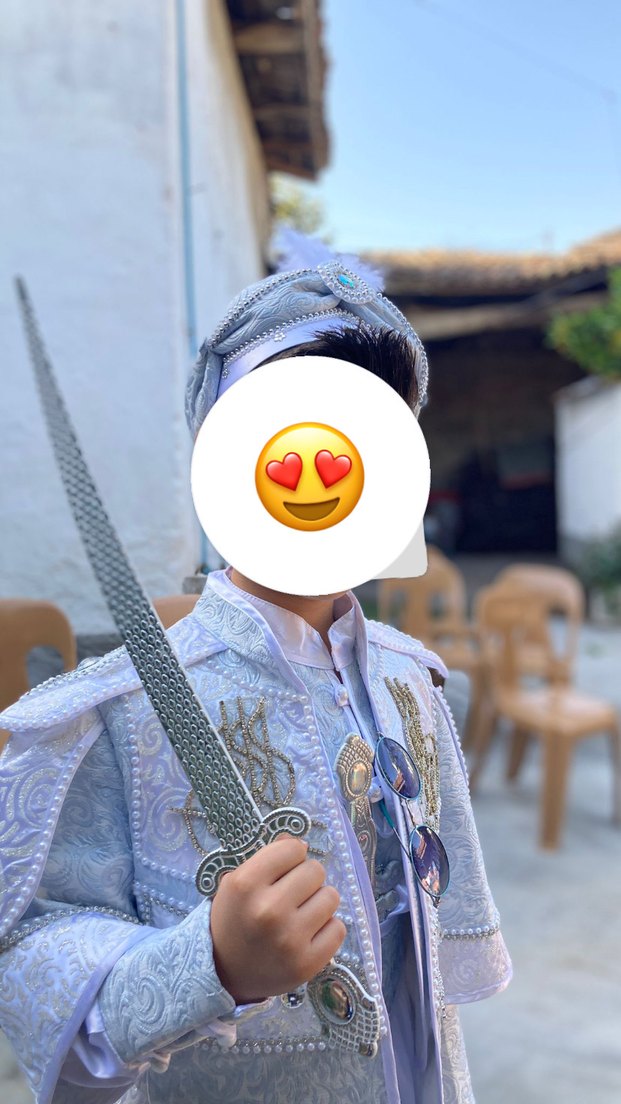 Beyaz Etnik Desenli Çocuk Kaftanı - Görsel 2