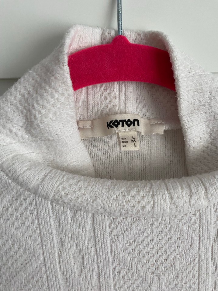 Beyaz Örgü Boğazlı Kadın Kazak - Görsel 2