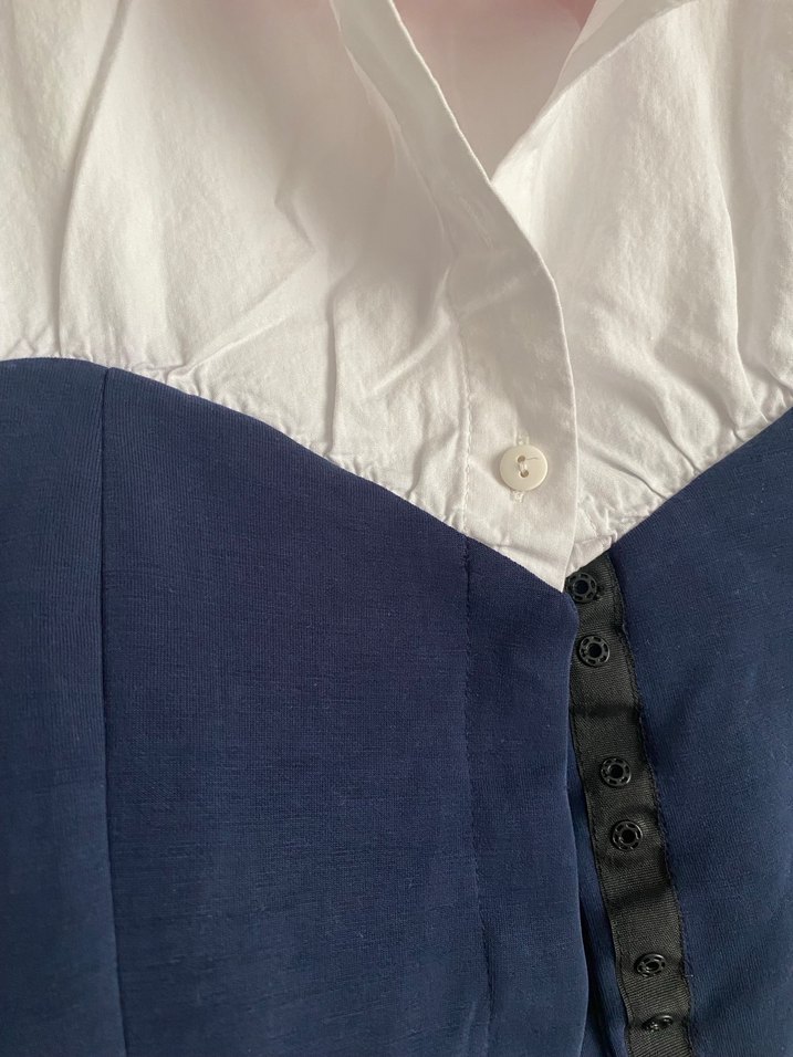 Düğmeli Beyaz lacivert Kadın Gömlek - Görsel 2