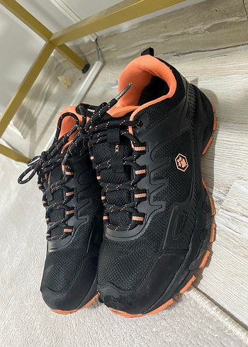 Turuncu Detaylı Siyah Bağcıklı Spor Ayakkabı/bot - Görsel 3