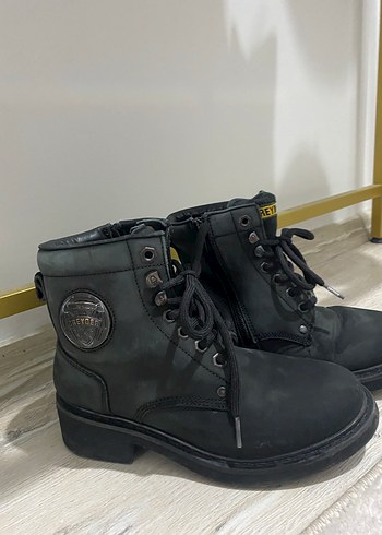 Siyah Greyder Kadın Bot - Görsel 2