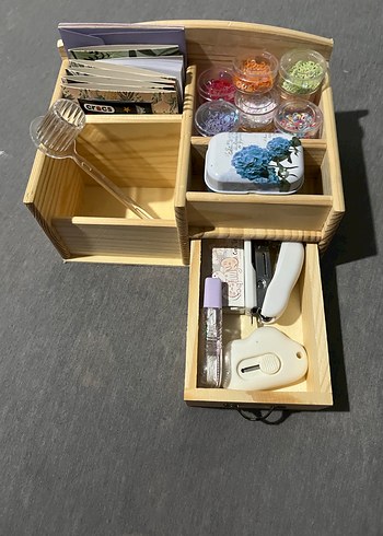 Bej Ahşap Makyaj ve Aksesuar Organizeri - Görsel 4