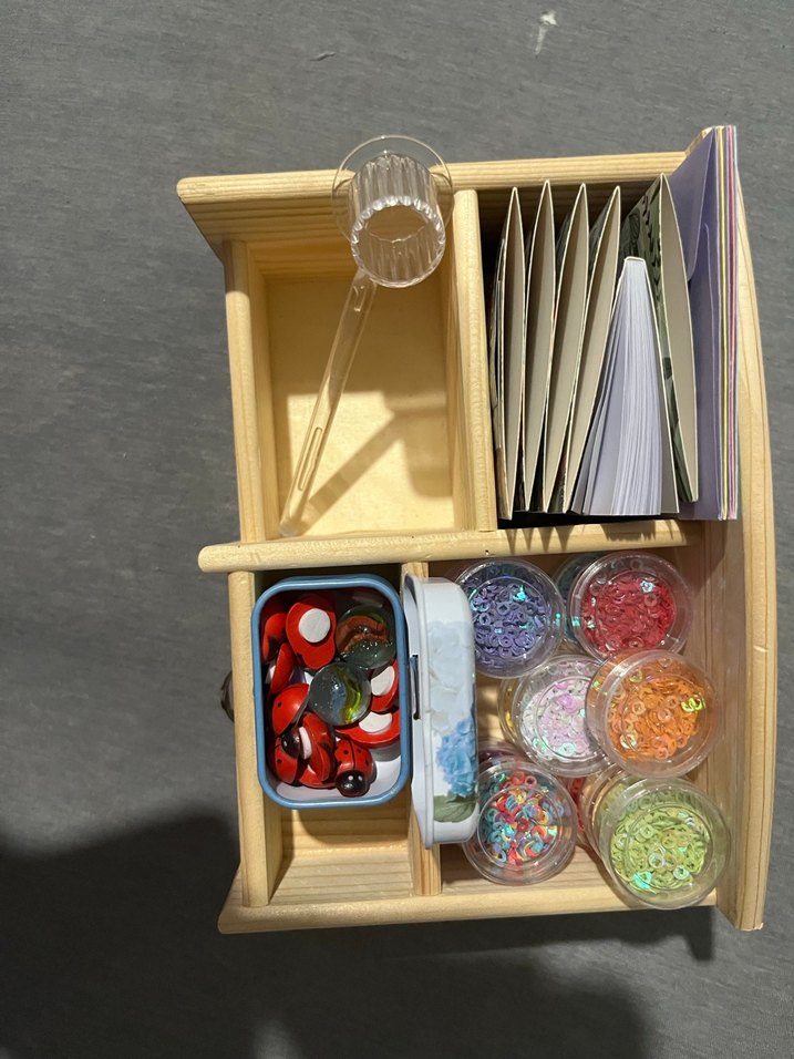 Bej Ahşap Makyaj ve Aksesuar Organizeri - Görsel 3