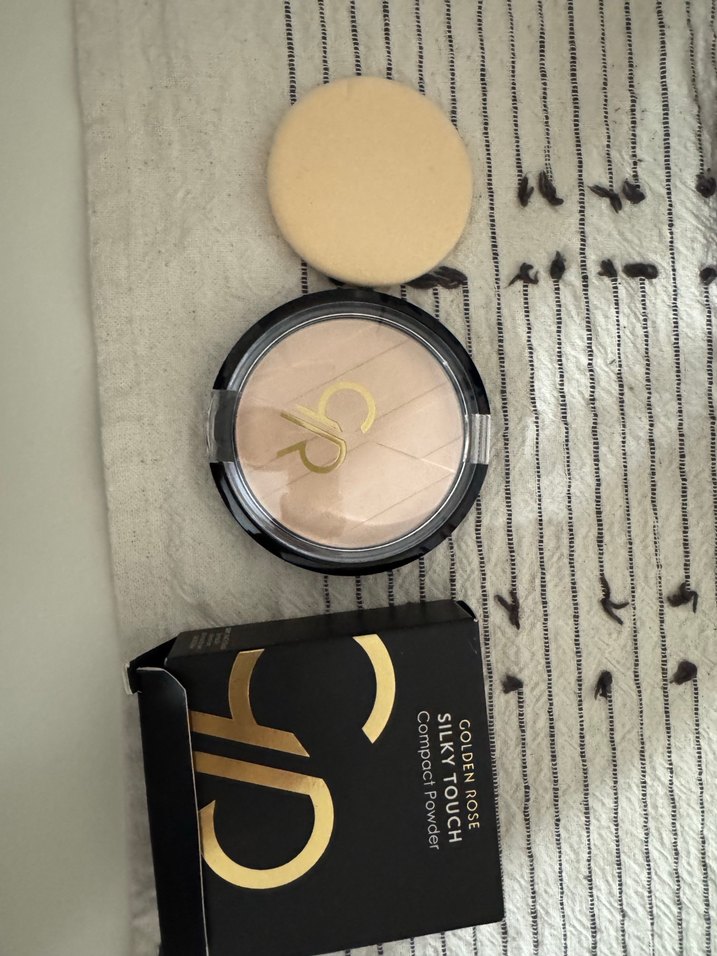 Golden Rose Bej Compact Pudra - Dark Ton - Görsel 2