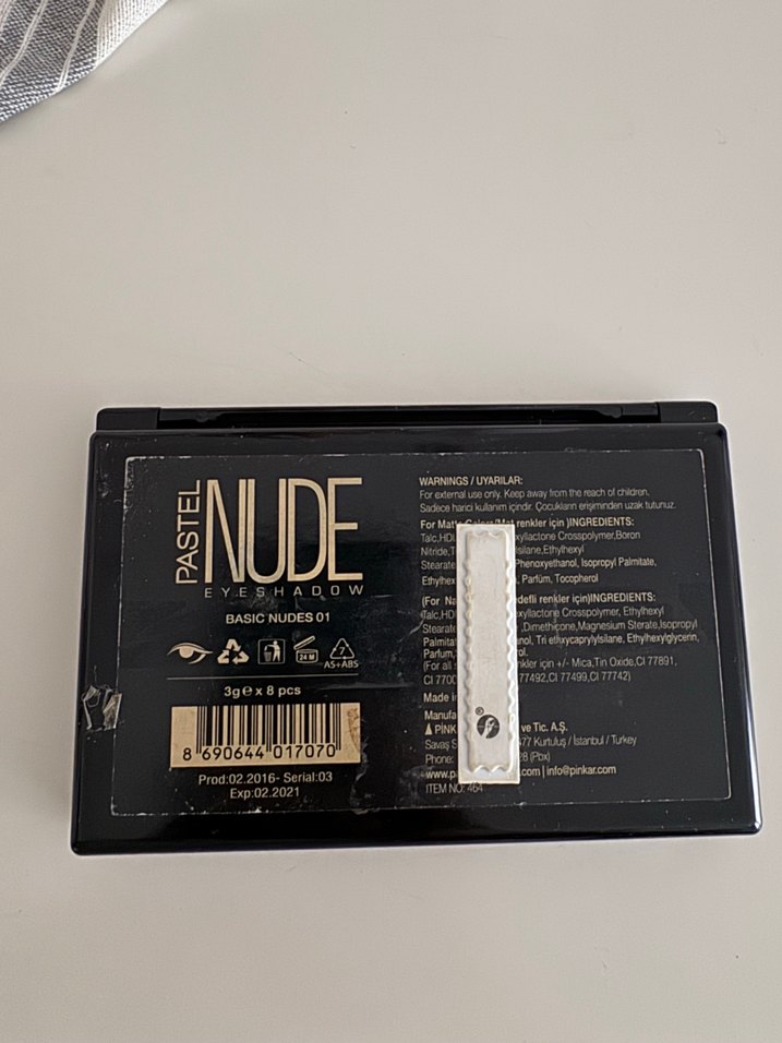 Pastel Bej ve Koyu Tonlarda Göz Farı Paleti - Görsel 3