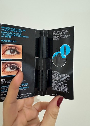 MAC Stack Siyah Suya Dayanıklı Maskara - Görsel 2