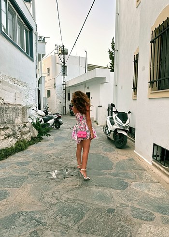 Çiçekli ip askılı  mini elbise - Görsel 2