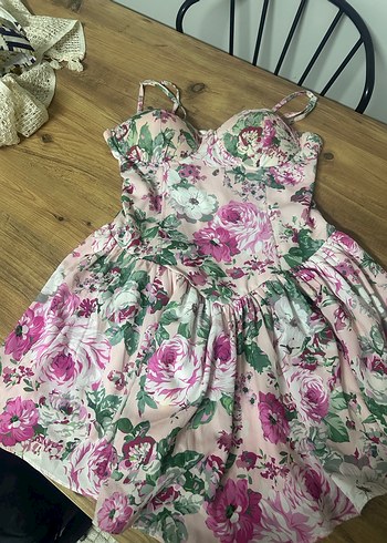 Çiçekli ip askılı  mini elbise - Görsel 4