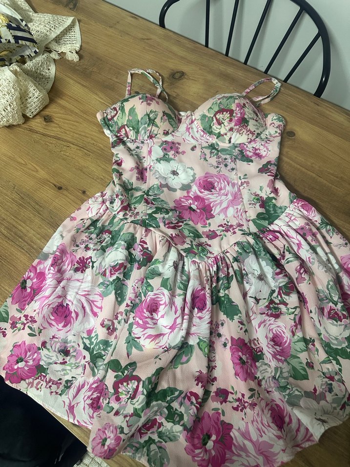 Çiçekli ip askılı  mini elbise - Görsel 4