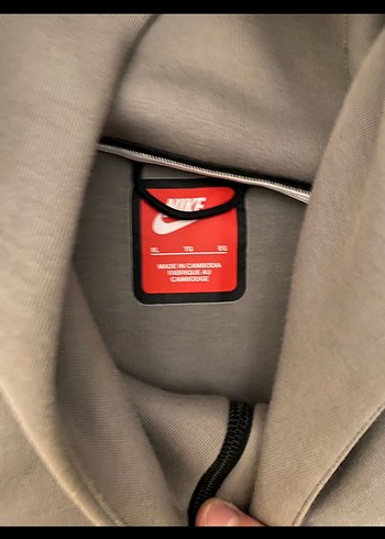 Nike Gri Kapüşonlu Fermuarlı Sweatshirt - Görsel 4