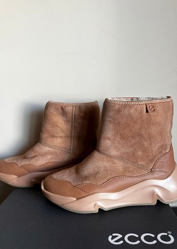 Bej Süet Kadın Dolgu Topuk Botlar - Görsel 3