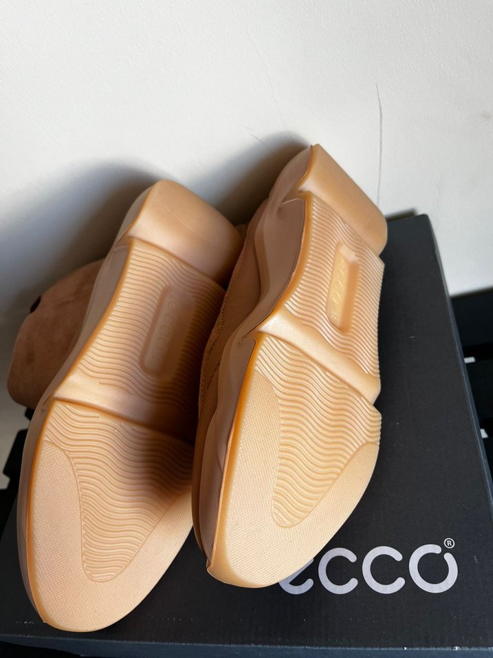 Bej Süet Kadın Dolgu Topuk Botlar - Görsel 4