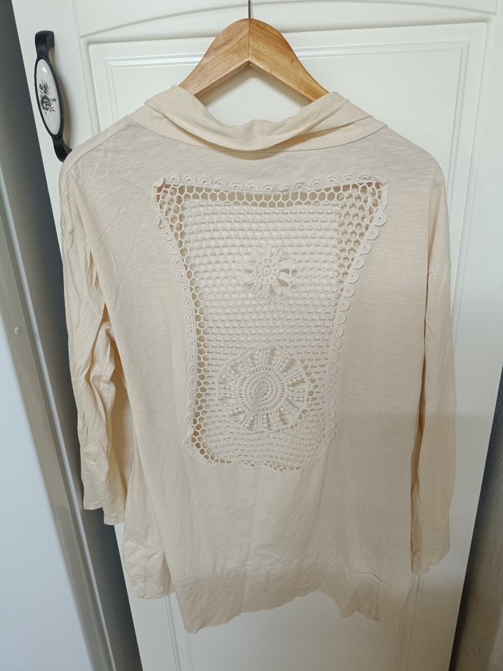 Dantel Detaylı Bej Midi Kadın Hırka - Görsel 3