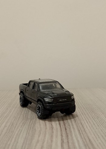 hot wheels ve matchbox araçlar - Görsel 3