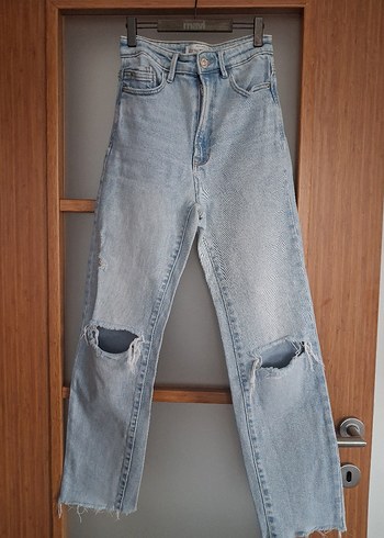 Dizleri Yırtık Midi Boy Kadın Kot Pantolon - Görsel 2