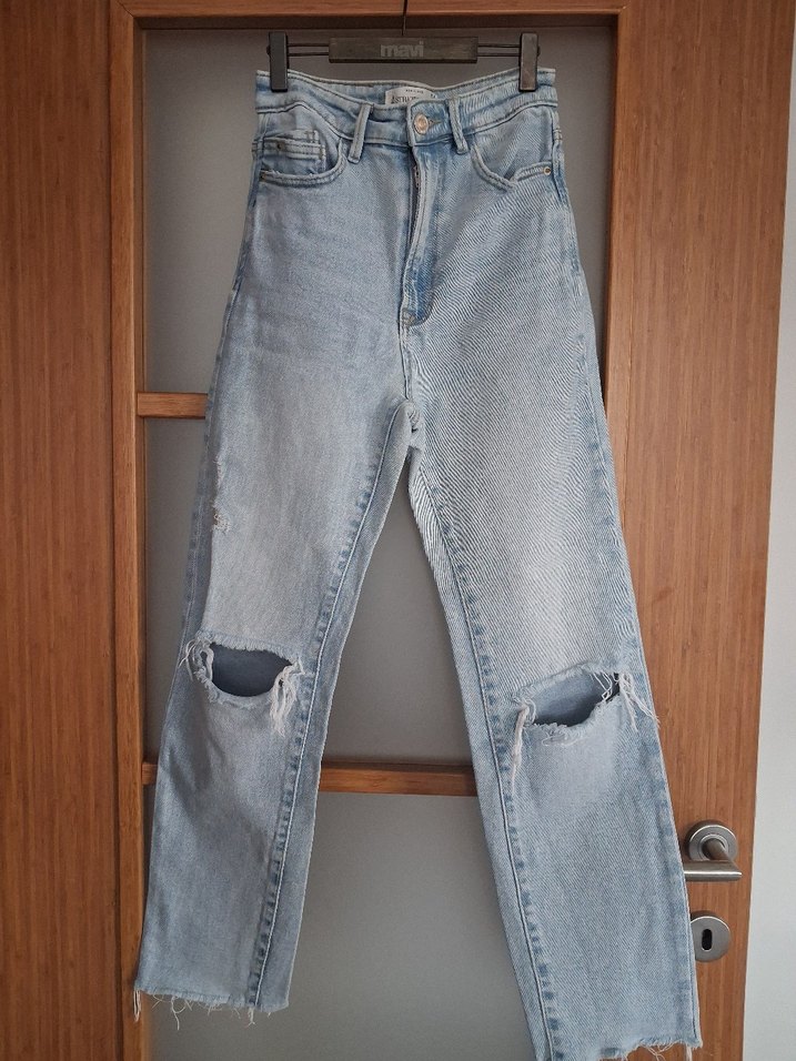 Dizleri Yırtık Midi Boy Kadın Kot Pantolon - Görsel 2