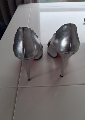 Gri Parlak Metal Topuklu Kadın Stiletto - Görsel 3