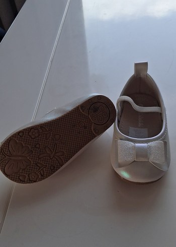 Kız Çocuk Beyaz Fiyonklu Bale Ayakkabısı - Görsel 2