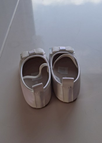 Kız Çocuk Beyaz Fiyonklu Bale Ayakkabısı - Görsel 3