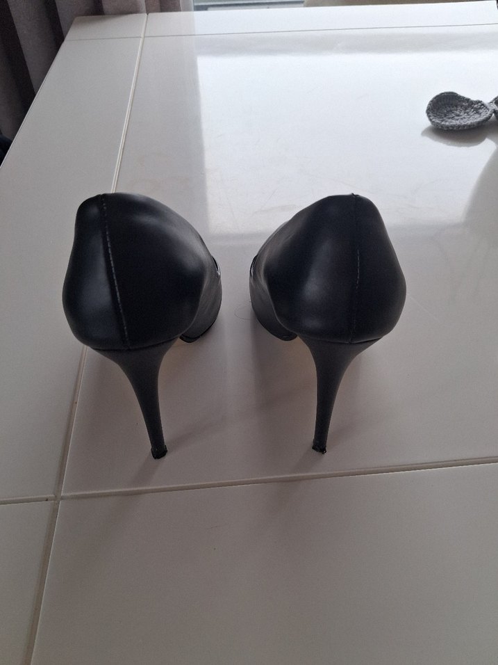 Kadın Siyah Topuklu Stiletto Tokalı Ayakkabı - Görsel 3