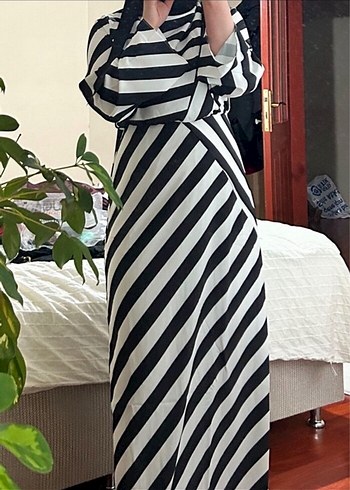 Zebra Desenli Uzun Drapeli Kadın Elbise
