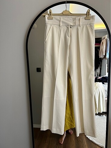 Açık krem pantalon