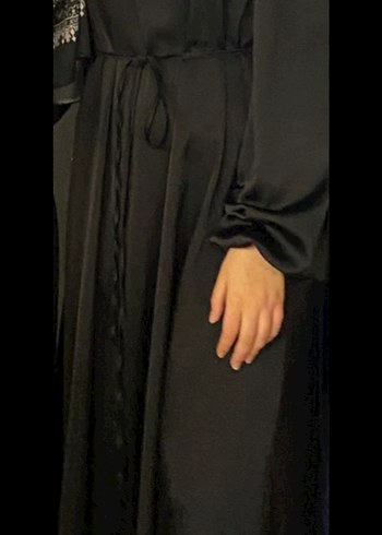 Uzun Kollu Siyah  Kadın Elbisesi - Görsel 3