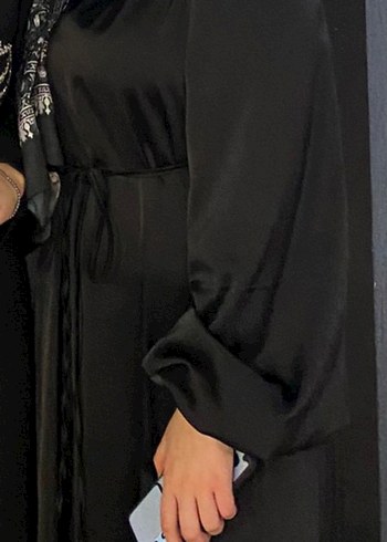 Uzun Kollu Siyah  Kadın Elbisesi - Görsel 2