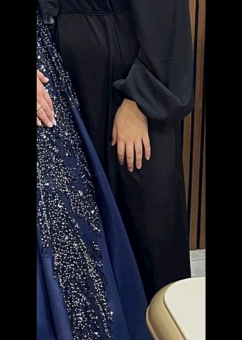 Uzun Kollu Siyah  Kadın Elbisesi - Görsel 4