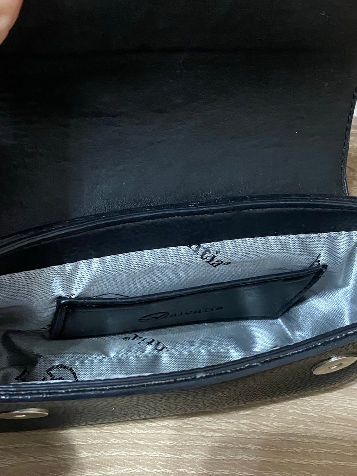 Siyah Deri Tokalı Kadın Çanta - Görsel 2