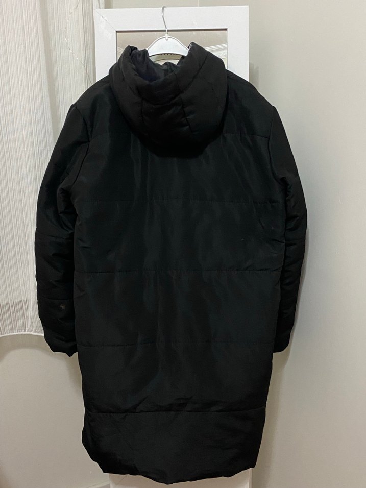 Düğmeli Siyah Kadın Uzun Kışlık Mont - Görsel 2