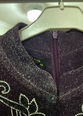 Uzun Mor Kadın Elbise V Yaka Drapeli - Görsel 3