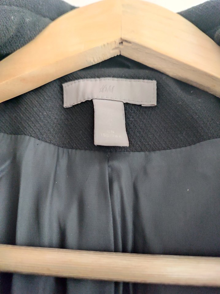 Düğmeli Siyah Midi Kaban - Görsel 3