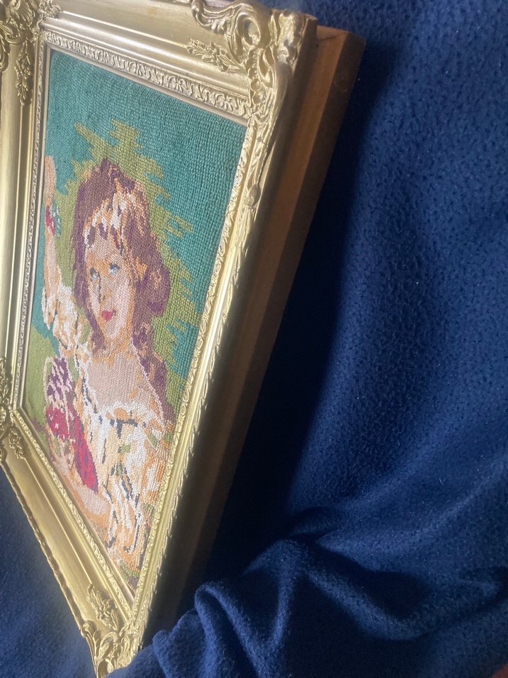 Goblen Altın Renkli Çerçevede Kadın Figürlü tablo - Görsel 2