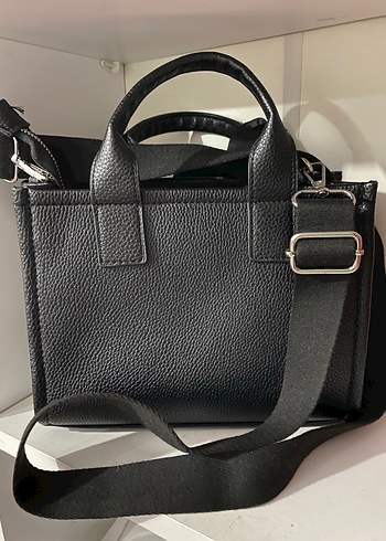 Stradivarius Siyah Askılı Çanta - Görsel 2