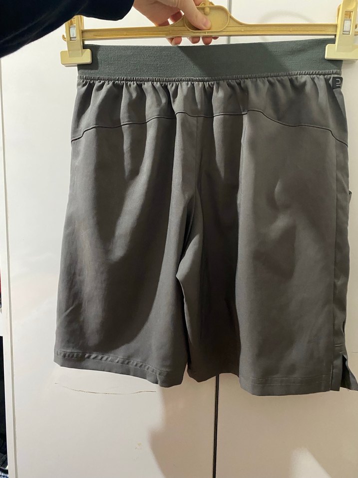Gri Kısa Spor Şort - Görsel 2
